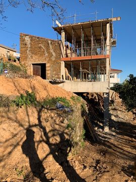 Estudio de Arquitectura Félix Cuadrado fachada en obras casa